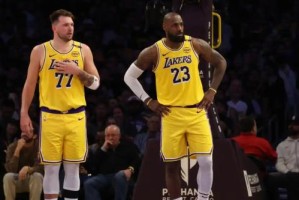 防守顶级+双星兜底进攻 湖人梦回2020真要夺冠？