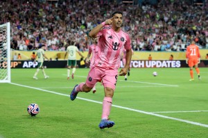 双响制胜！苏牙：老队员就是要肩负更大的责任，我努力做到最好